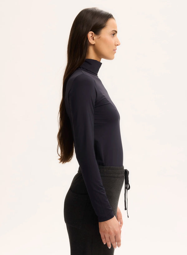Ultra Sculpting Jersey Long Sleeve Turtleneck