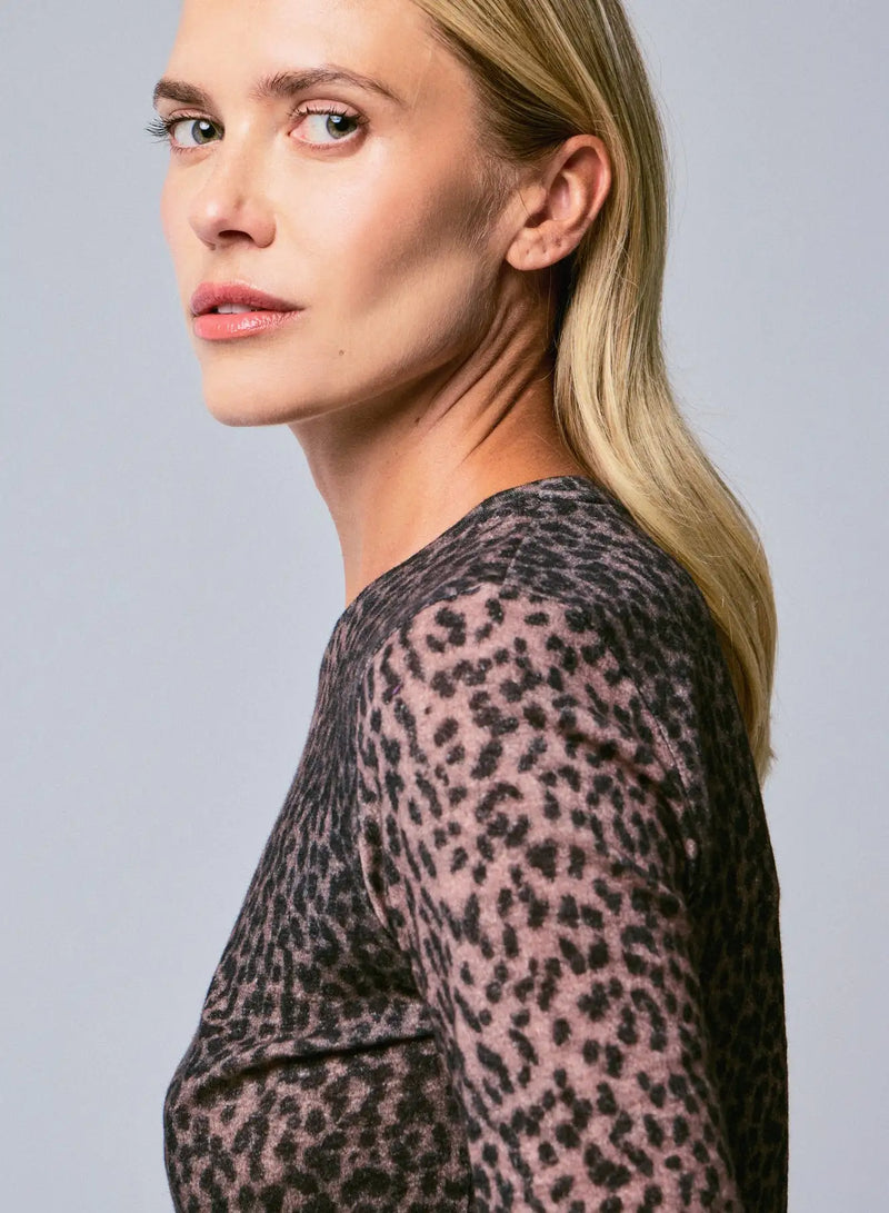 Cotton Cashmere Long Sleeve Leopard Novelty Crewneck T-Shirt
