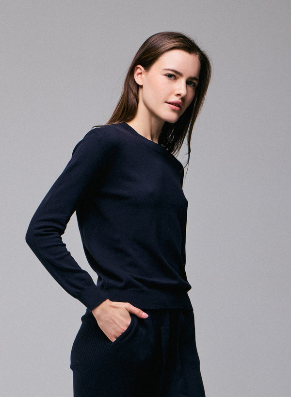 Stretch Organic Cotton Knit Long Sleeve Crewneck - CREW L/S - Majestic Filatures North America