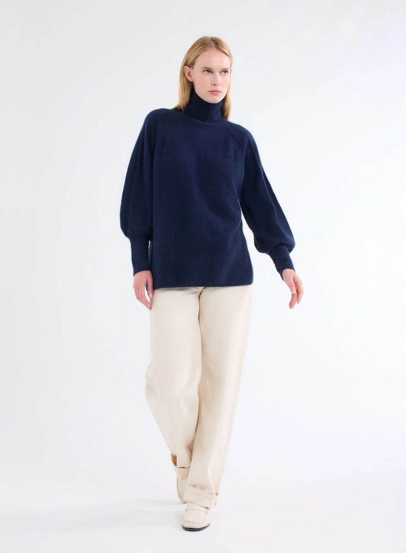 Ultra Soft Long Sleeve Turtleneck With Ribbed Detailed Sleeve