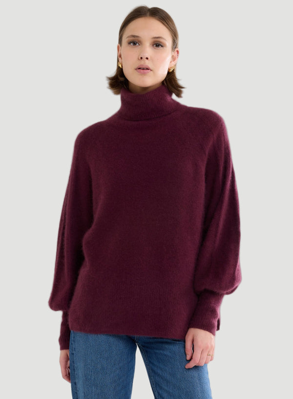 Ultra Soft Knit Long Sleeve Turtleneck Sweater