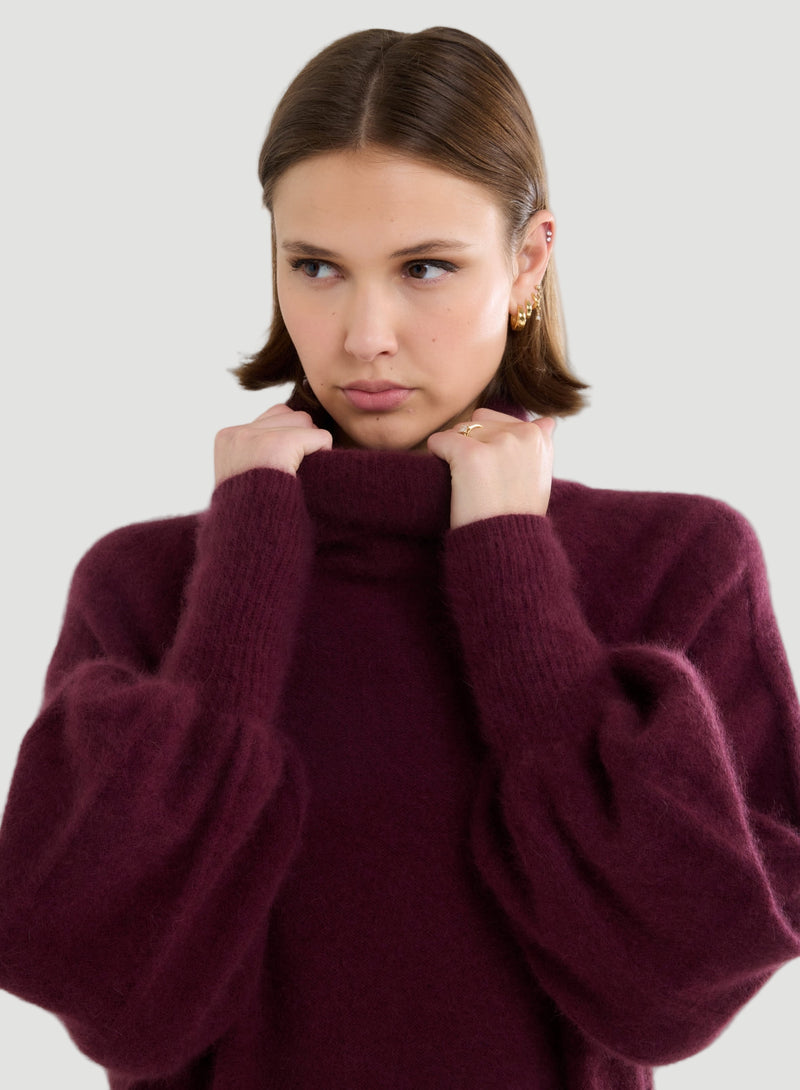 Ultra Soft Knit Long Sleeve Turtleneck Sweater