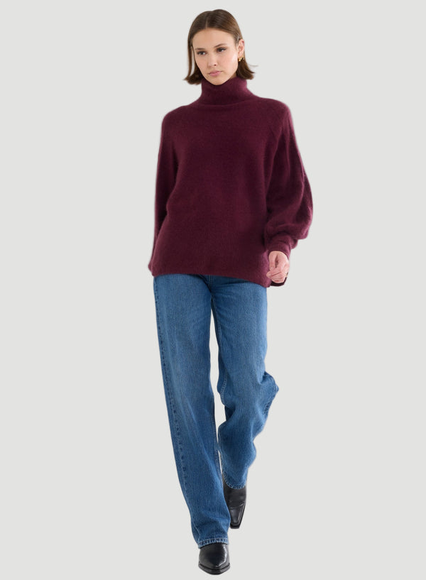 Ultra Soft Knit Long Sleeve Turtleneck Sweater