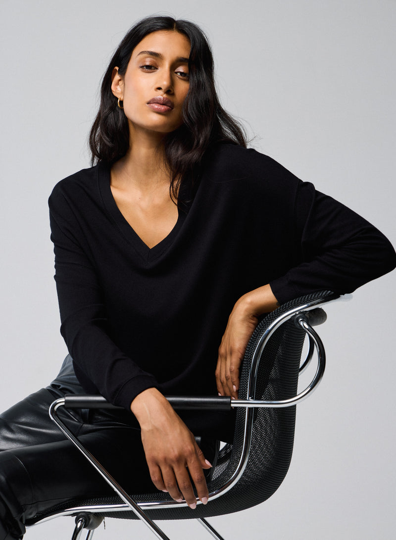 French Terry Semi Relaxed Long Sleeve V-Neck - CREWNECK L/S - Majestic Filatures North America