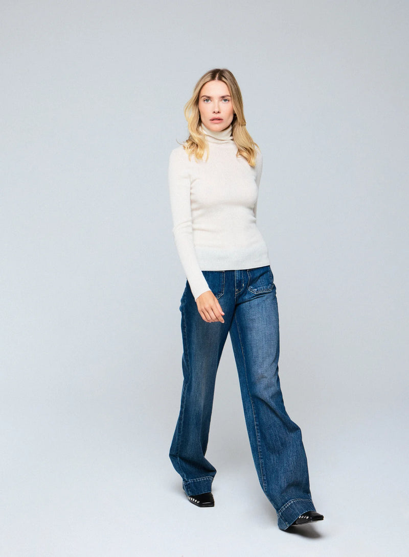 Cashmere Micro Rib Long Sleeve Turtleneck