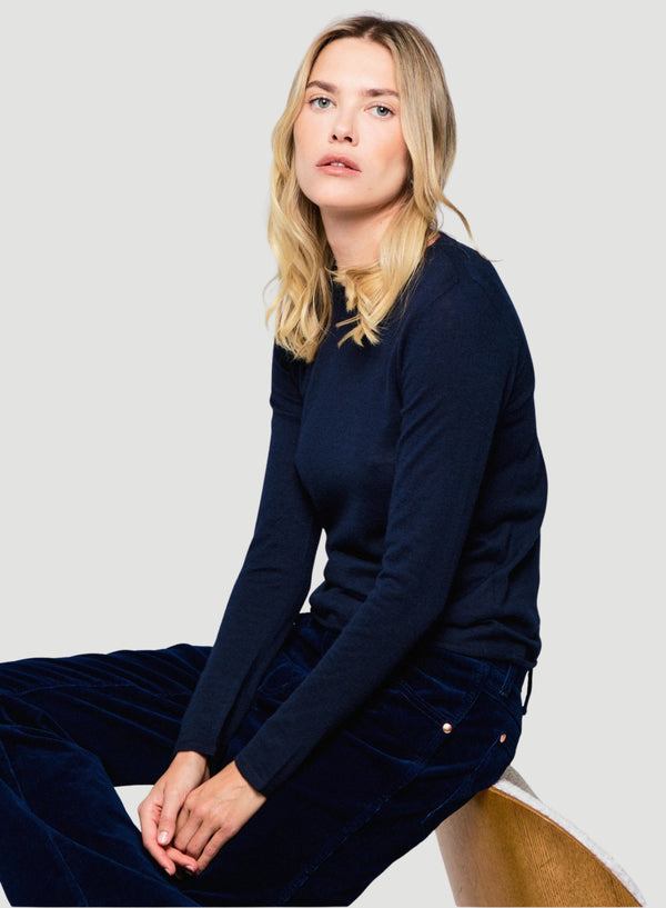 100% Machine Washable Cashmere Long Sleeve Crewneck