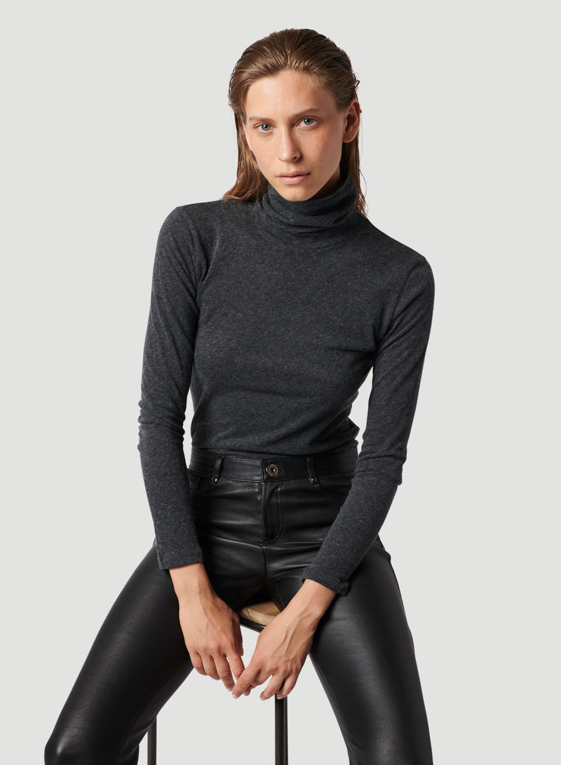 Cotton Cashmere Long Sleeve Turtleneck
