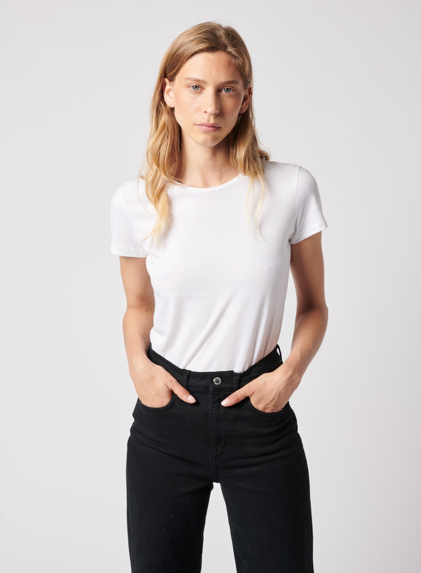 E12-010_BLANC_1_1400x.jpg?v=