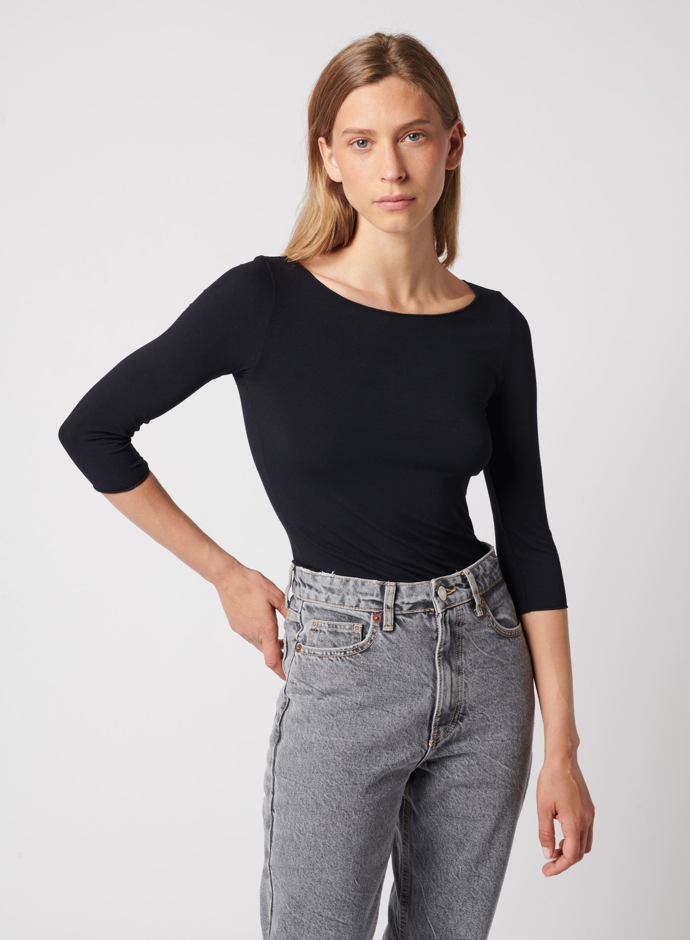 meer. メーア　RIPPLES FRENCH SLEEVE TOP Luxurious Soft Touch Elbow Sleeve Turtleneck T-Shirt | Soft